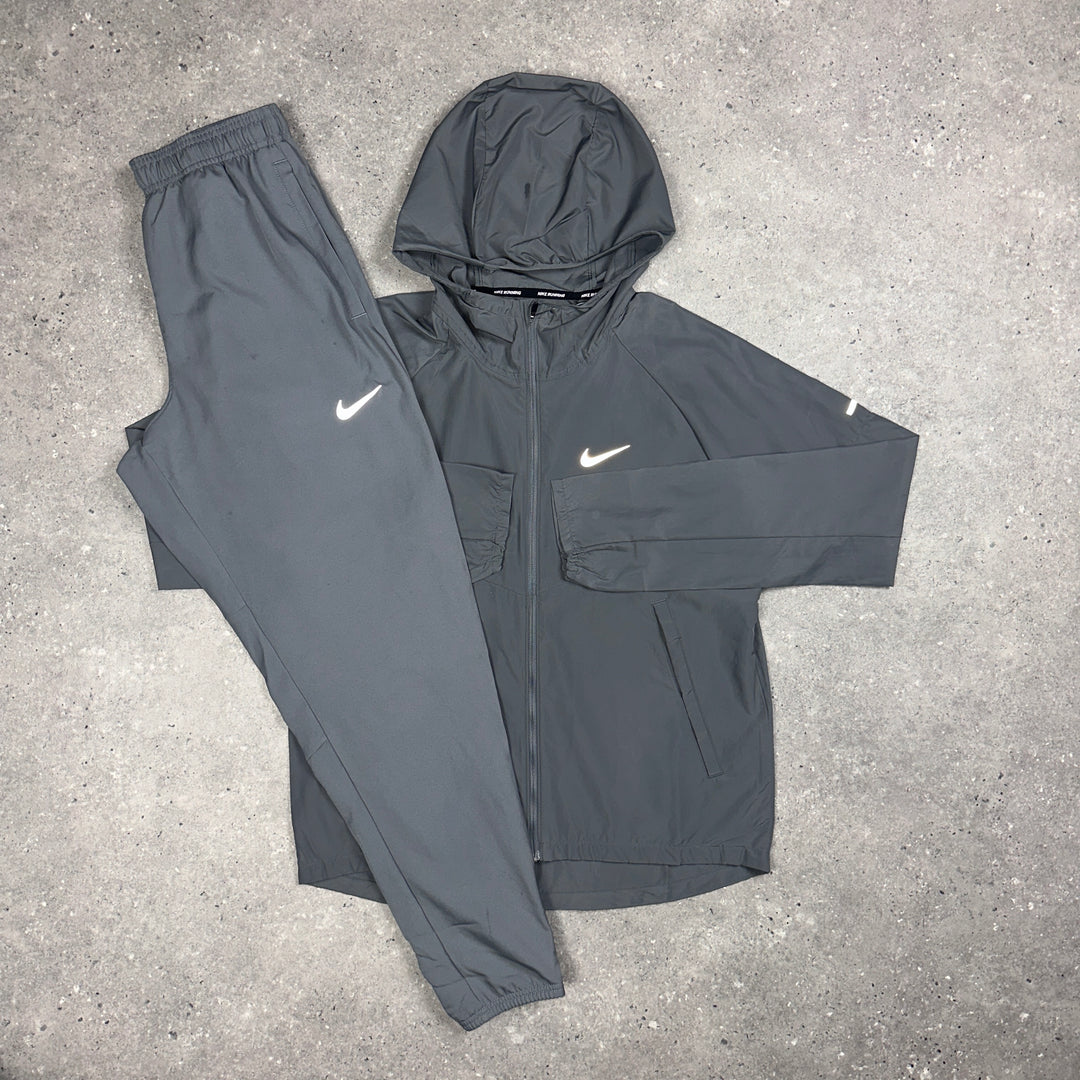 Nike Repel Windbreaker Jacket & Nike Pro Bottoms Set Grey