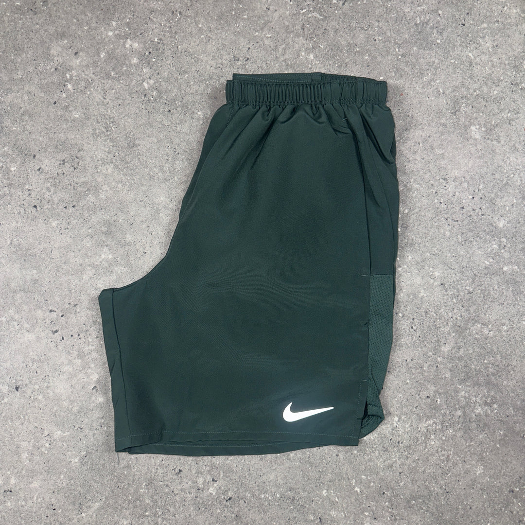 Nike Challenger 7” Shorts Vintage Green