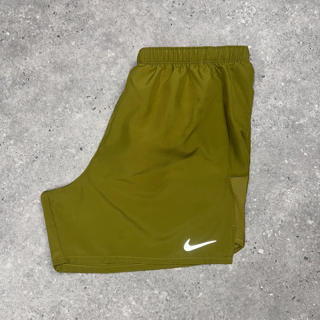 Nike Challenger 7" Shorts Pacific Moss