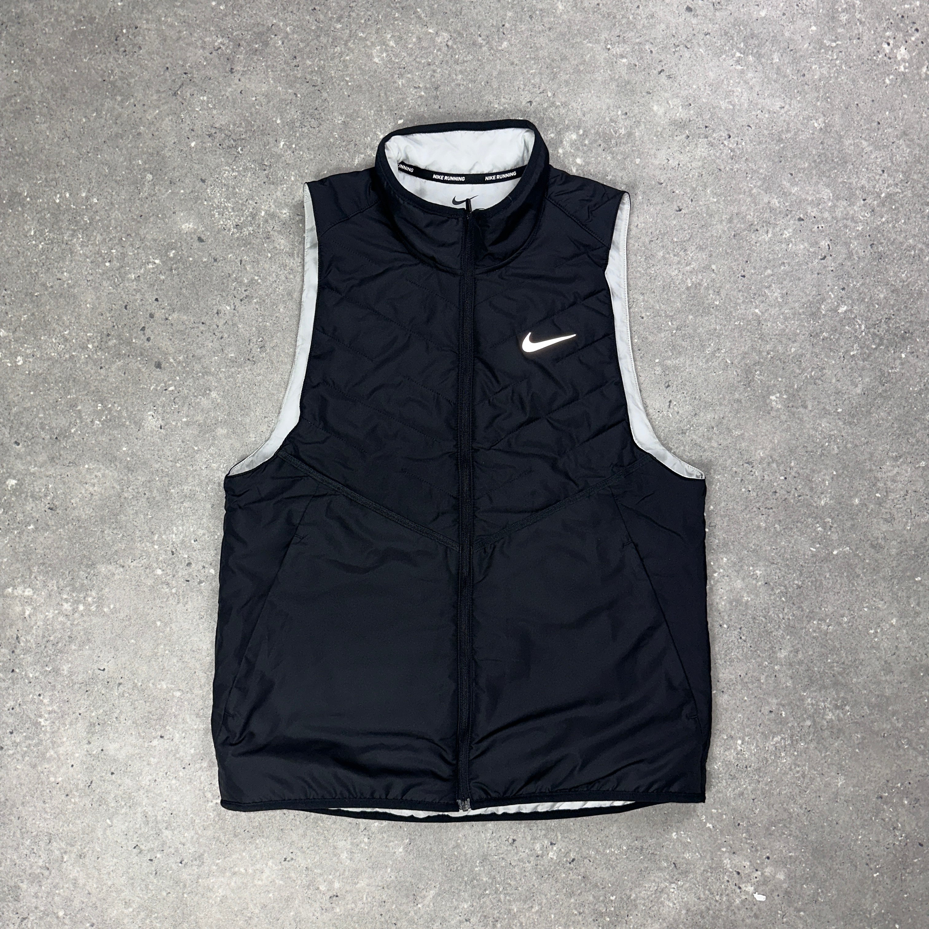 nike aerolayer golf vest