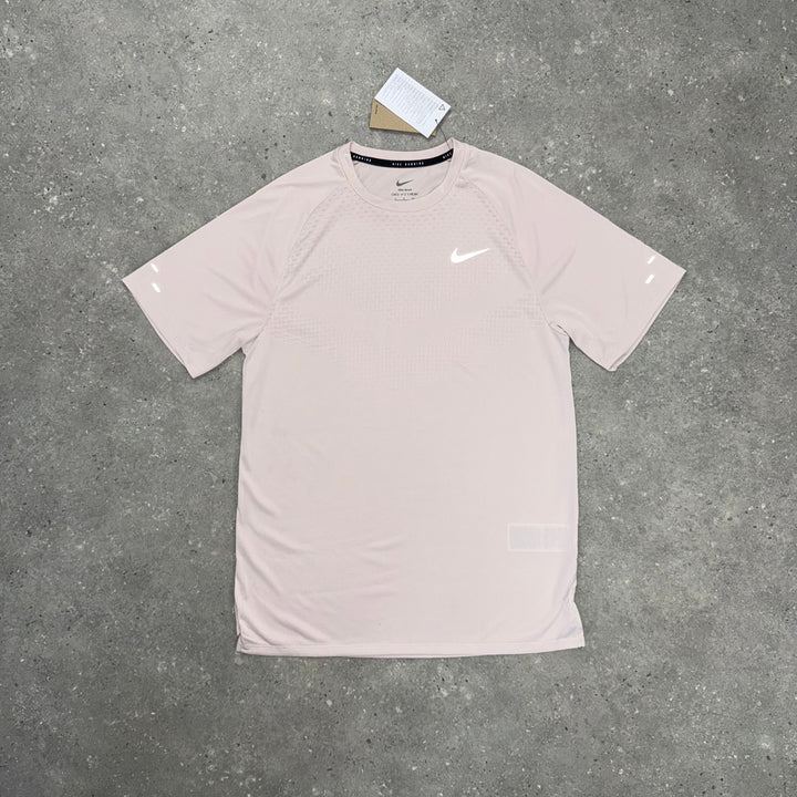 NIKE ADV STRIDE T-SHIRT - PINK FOAM