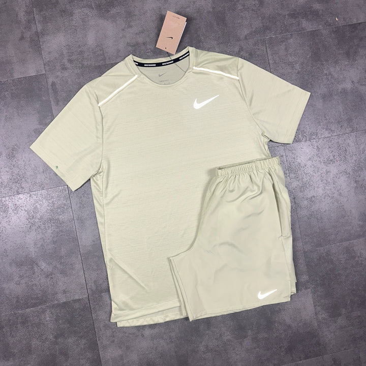 Nike Miler T-Shirt Olive & Nike Challenger 7" Shorts Olive Set