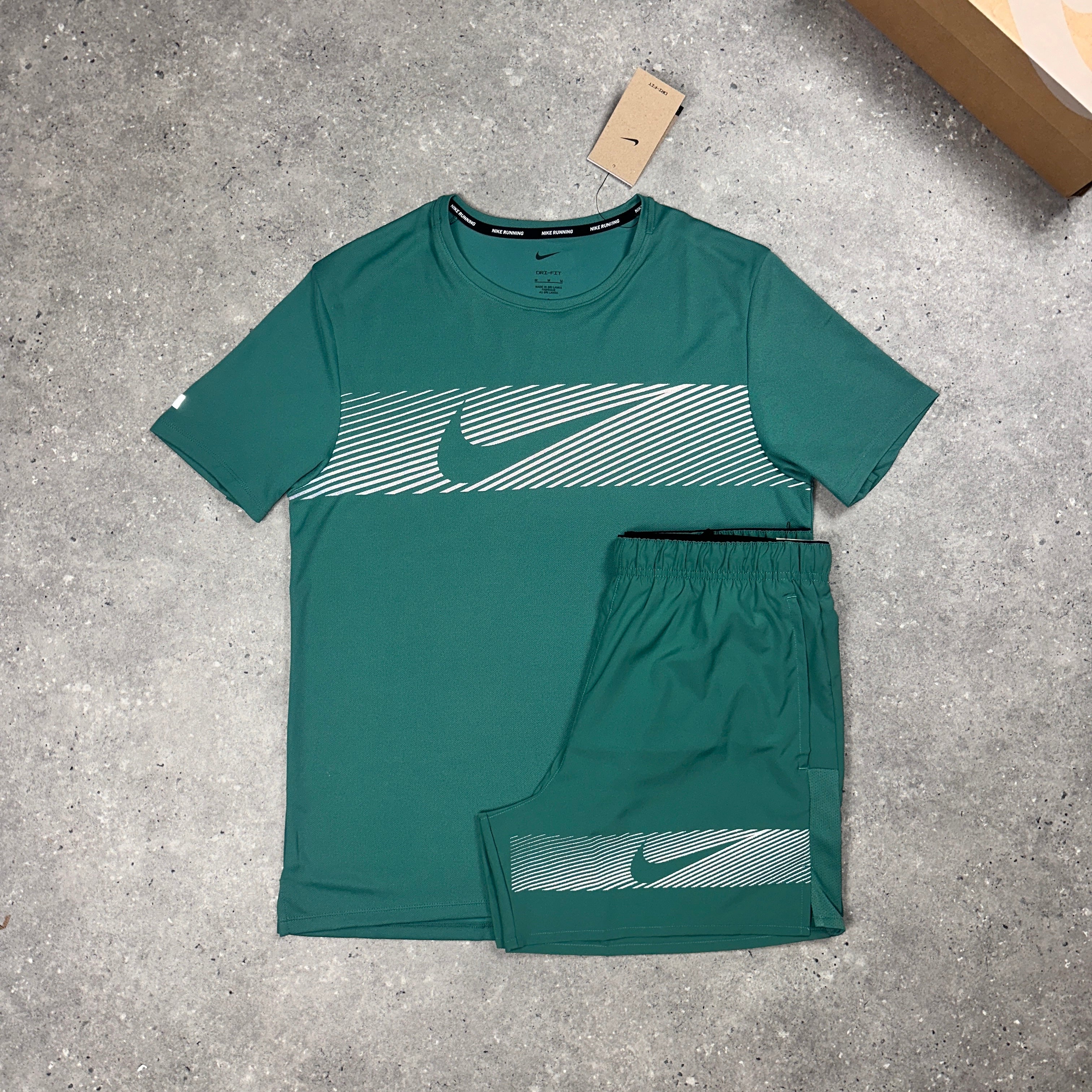 nike retro green t shirt