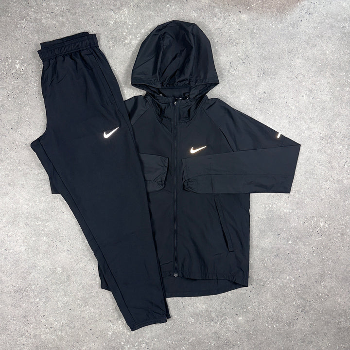 Nike Repel Windbreaker Jacket & Nike Dri-Fit Bottoms Set Black