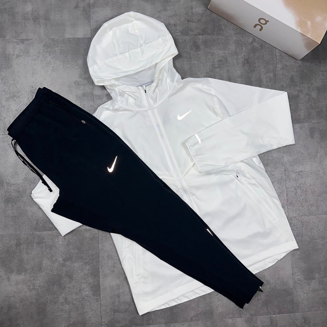 Nike UV Windbreaker White & Nike Phenom Bottoms Black Set