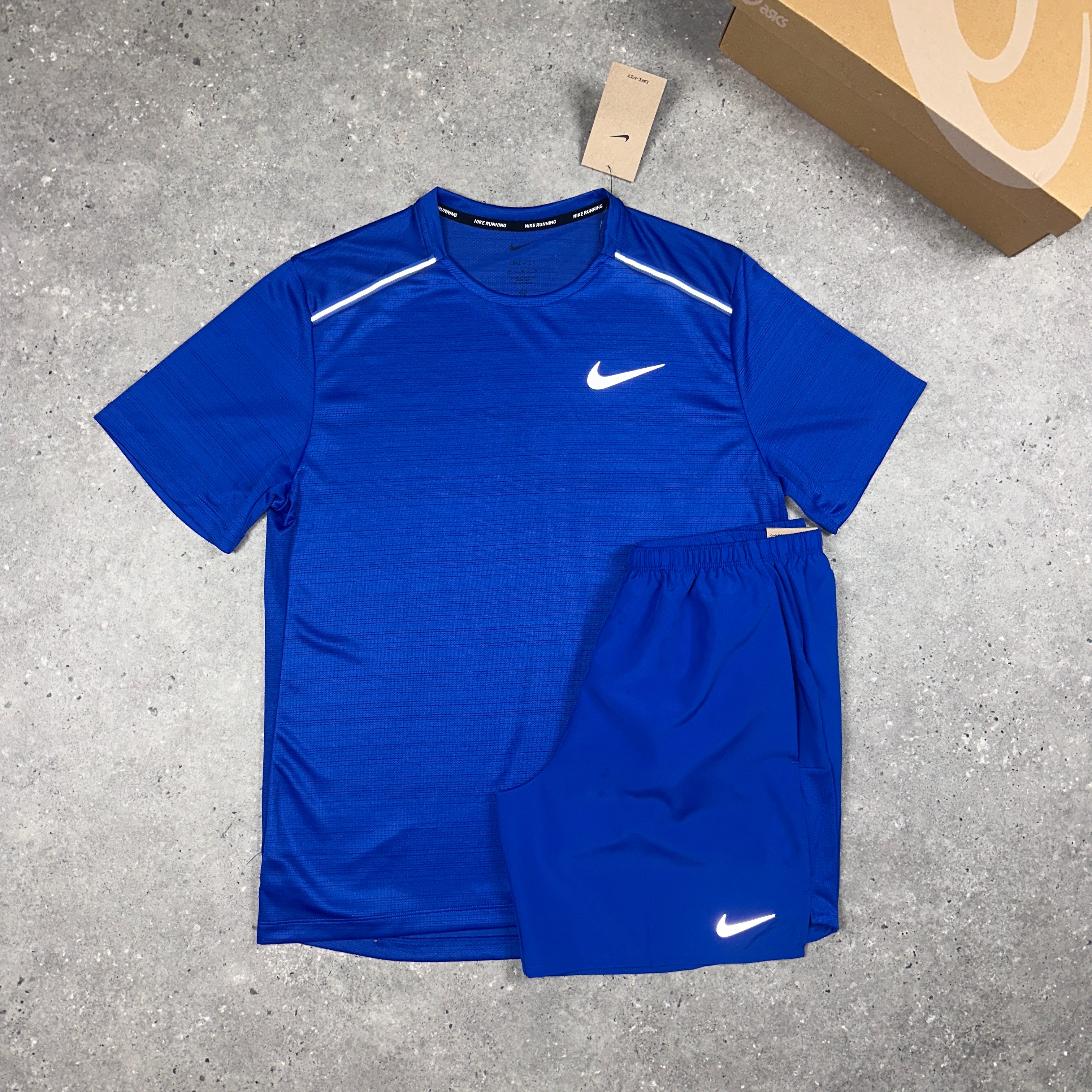 nike miler blue top