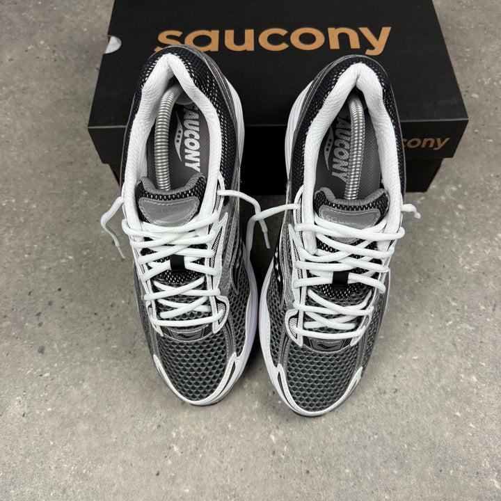 SAUCONY OMNI PRO GRID 9 - GREY/SILVER