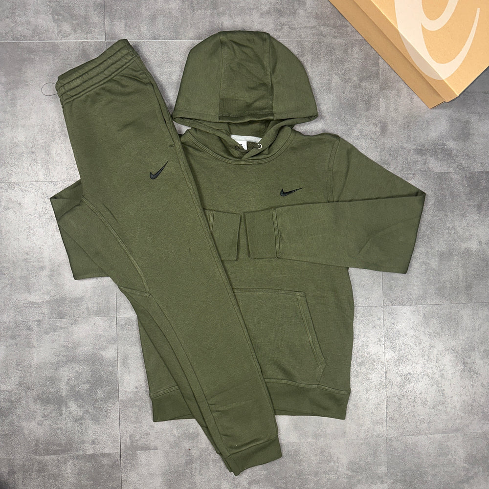 Nike Club Fleece Set Khaki Green,side profile,  Nike Set, Activizeuk 