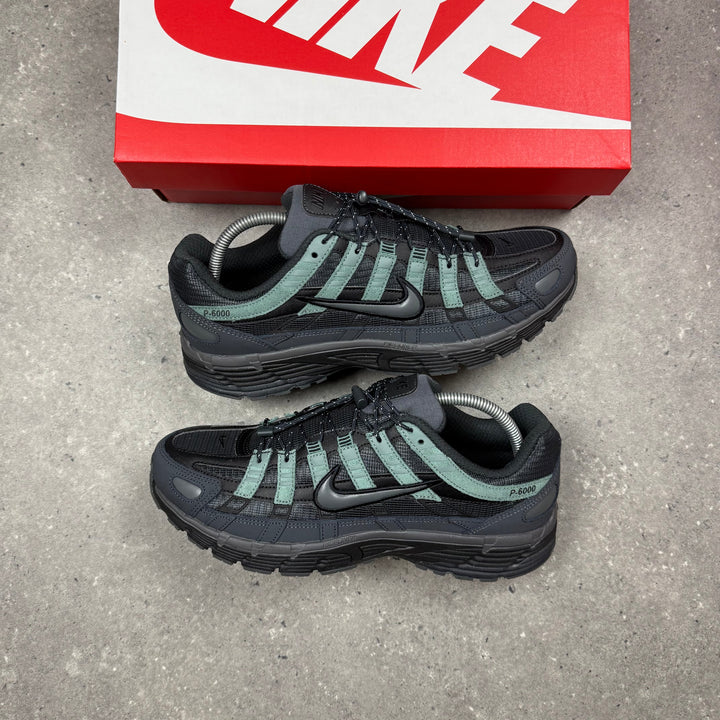 NIKE P-6000 - ANTHRACITE / JADE