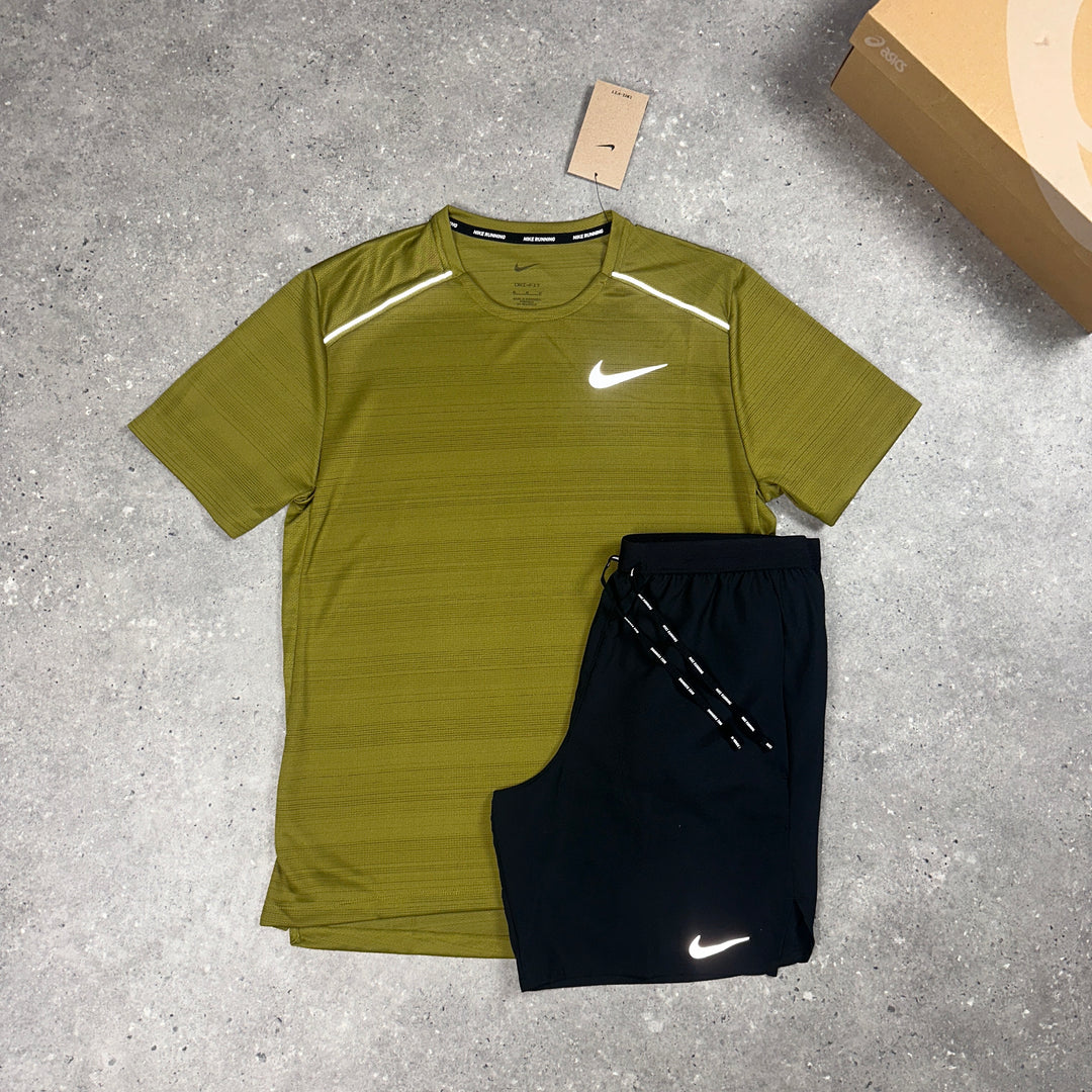 Nike Miler T-Shirt Pacific Moss & Black Nike Flex 7" Shorts Set