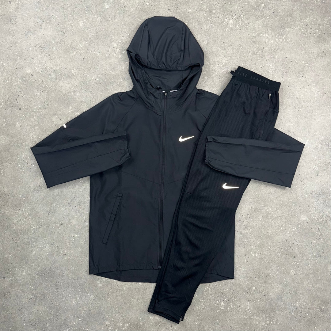 NIKE REPEL WINDRUNNER JACKET & STRIDE PANTS SET - BLACK