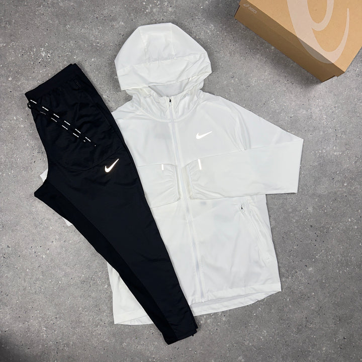 Nike UV Windbreaker White & Nike Phenom Bottoms Black Set