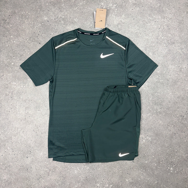 Nike Miler T-Shirt & Nike Challenger 7" Shorts Set Vintage Green