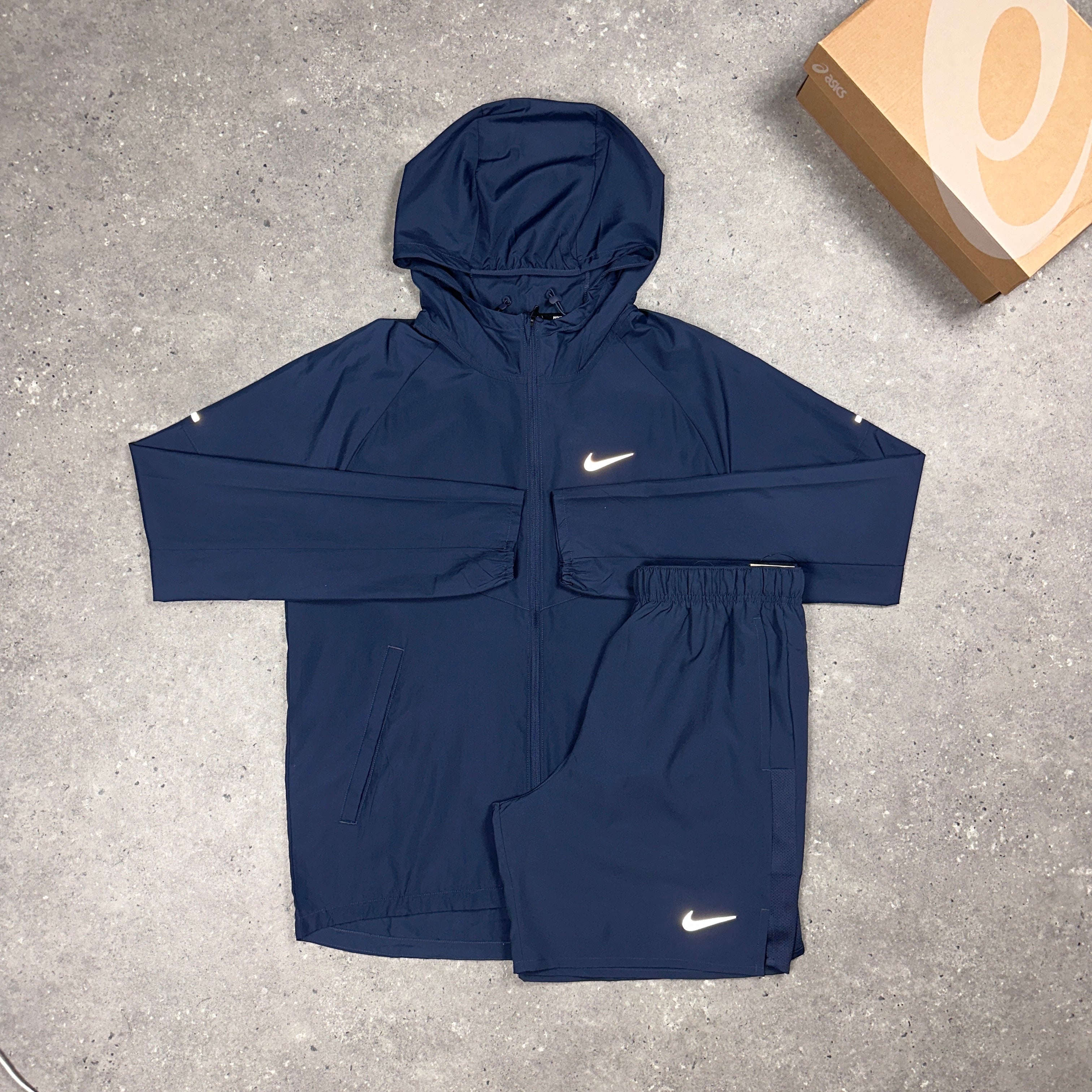 navy nike windbreaker