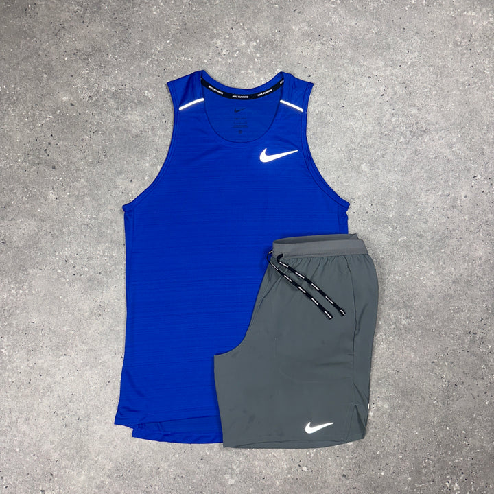 Nike Miler Vest Royal Blue & Nike 7"Flex Stride Shorts Grey Set