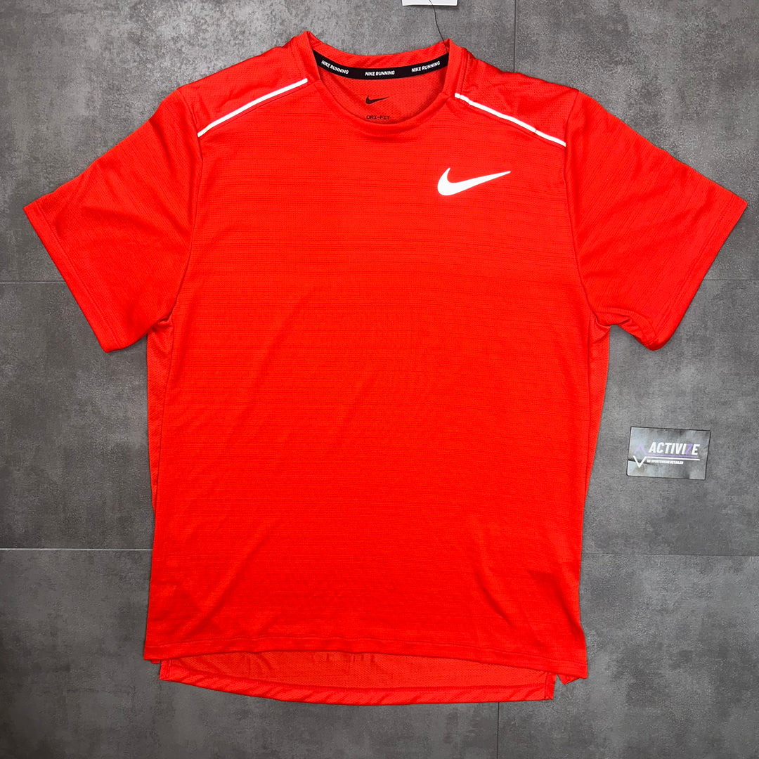 nike chille red miler t-shirt