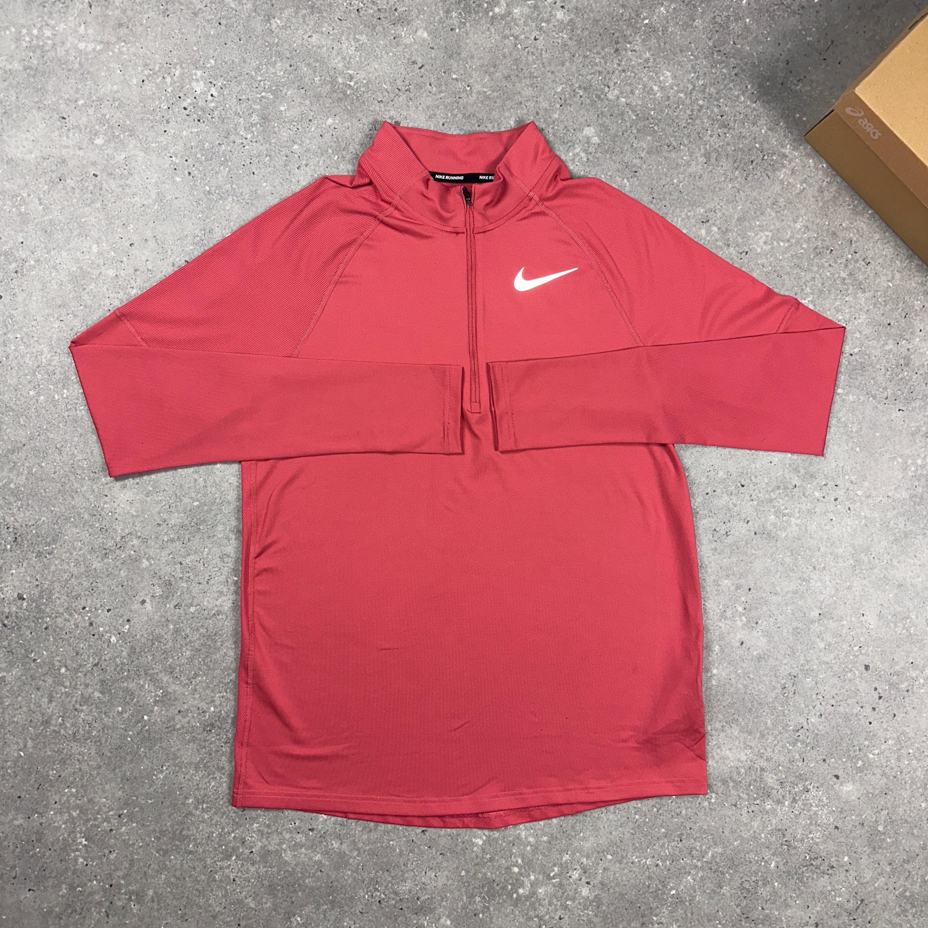 nike element red half zip