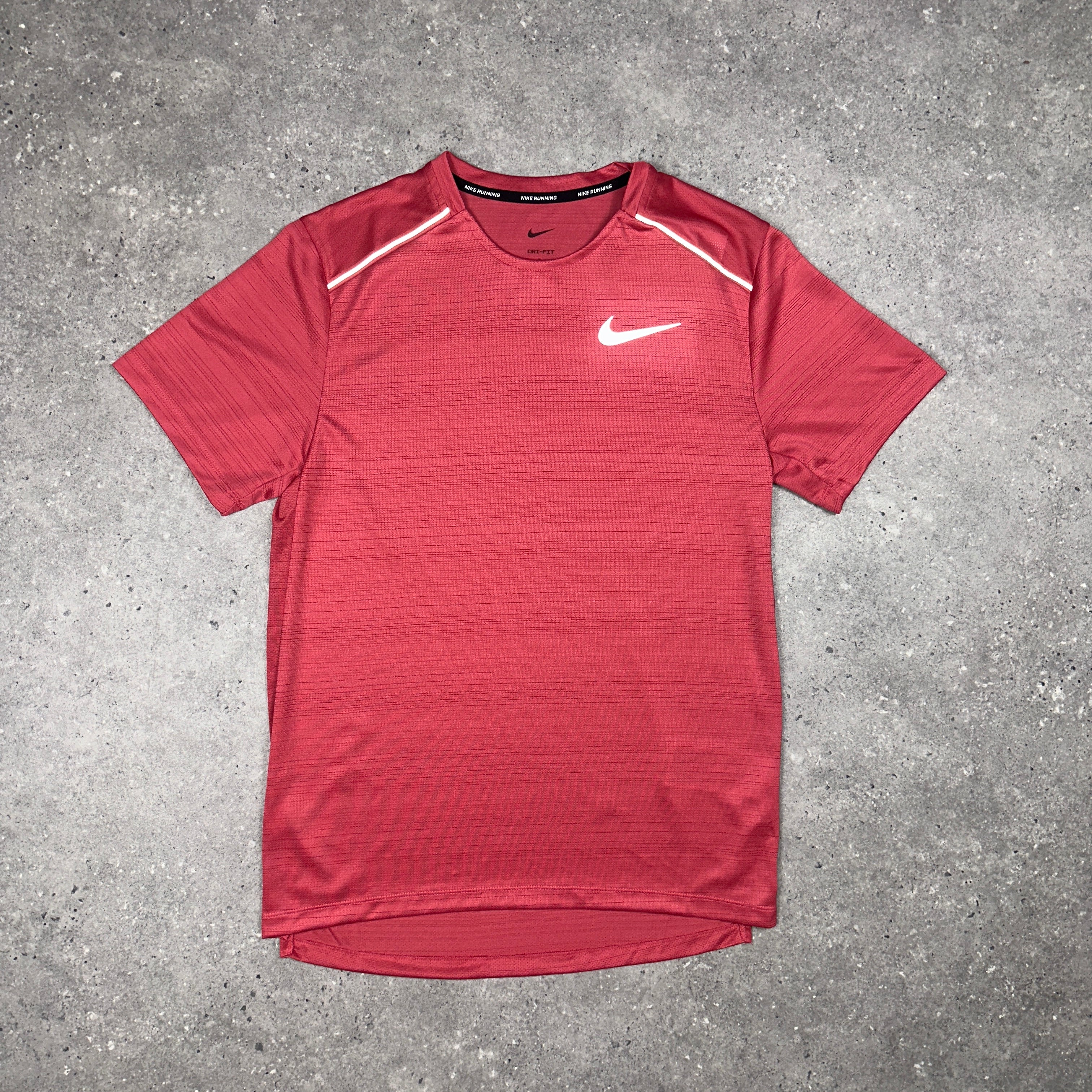 nike miler crimson