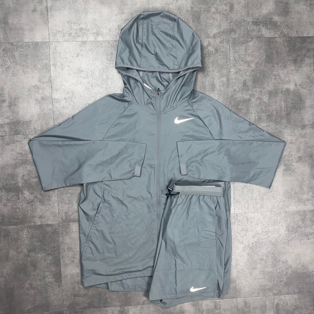 Nike Essentials Jacket & Nike Flex 7" Shorts Set Grey