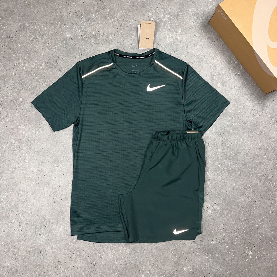 Nike Miler T-Shirt & Nike Challenger 7" Shorts Set Vintage Green