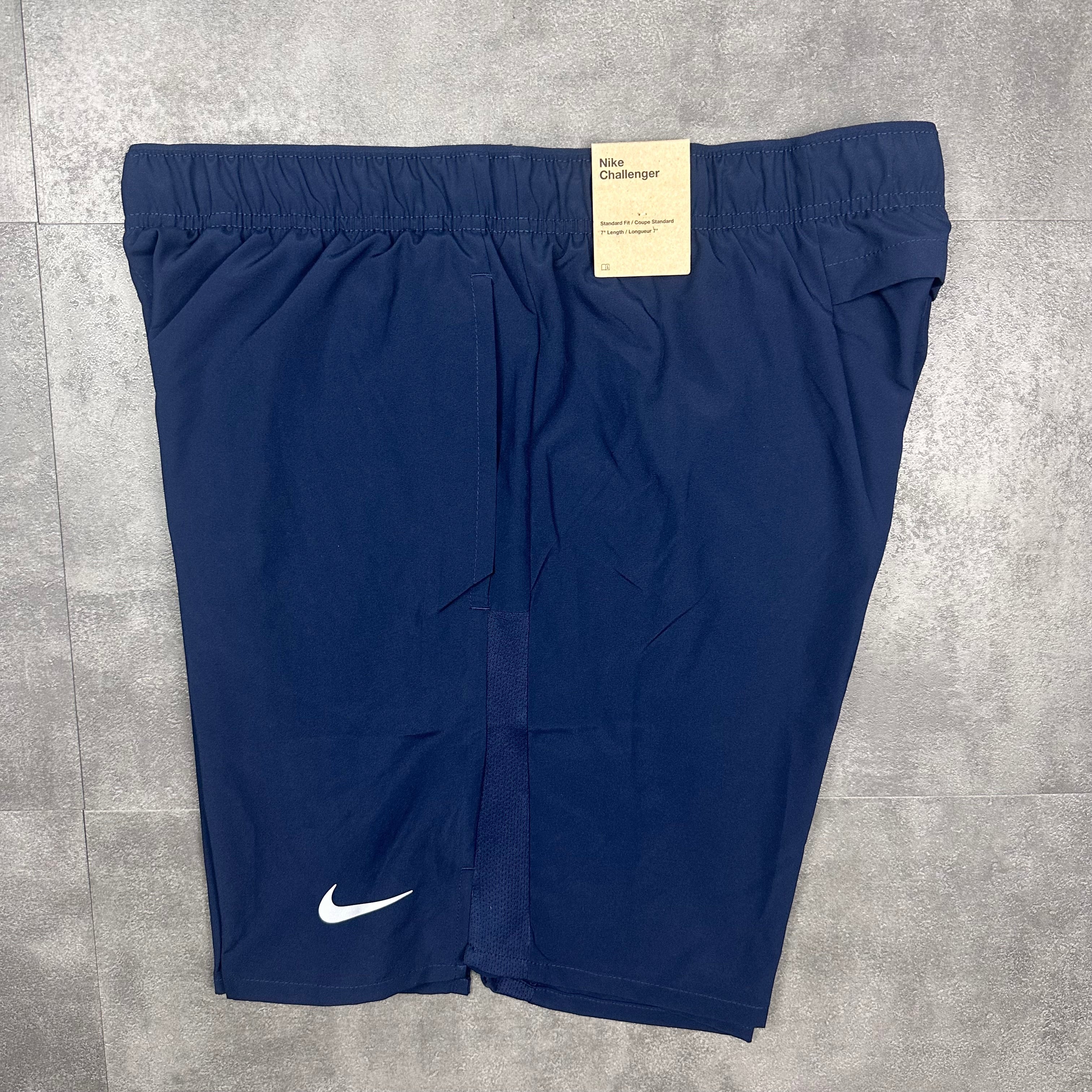 nike challenger navy