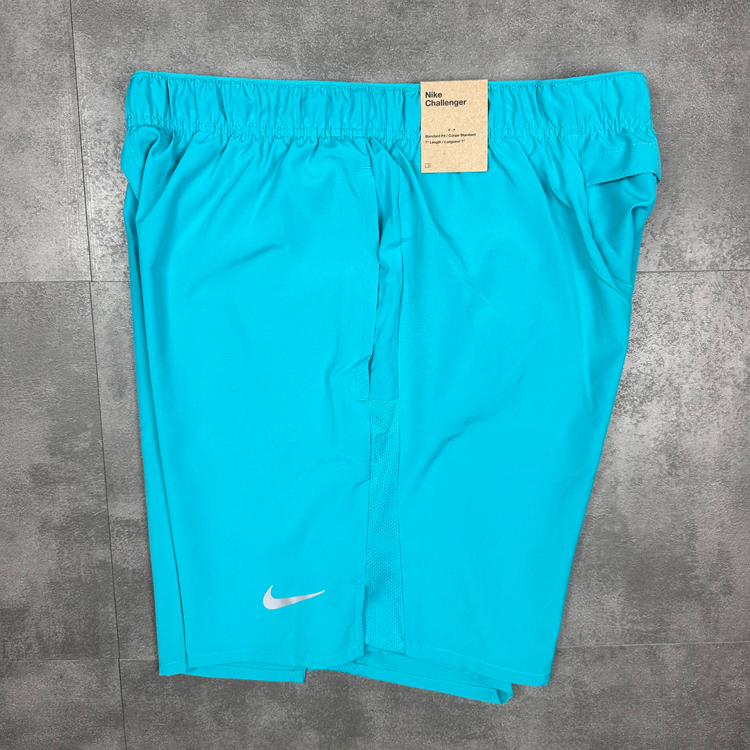 Nike Challenger 7” Shorts Aqua