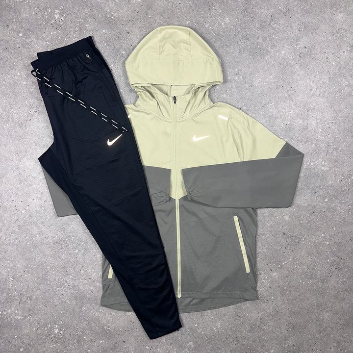 Nike UV Windbreaker Olive & Nike Phenom Bottoms Black Set