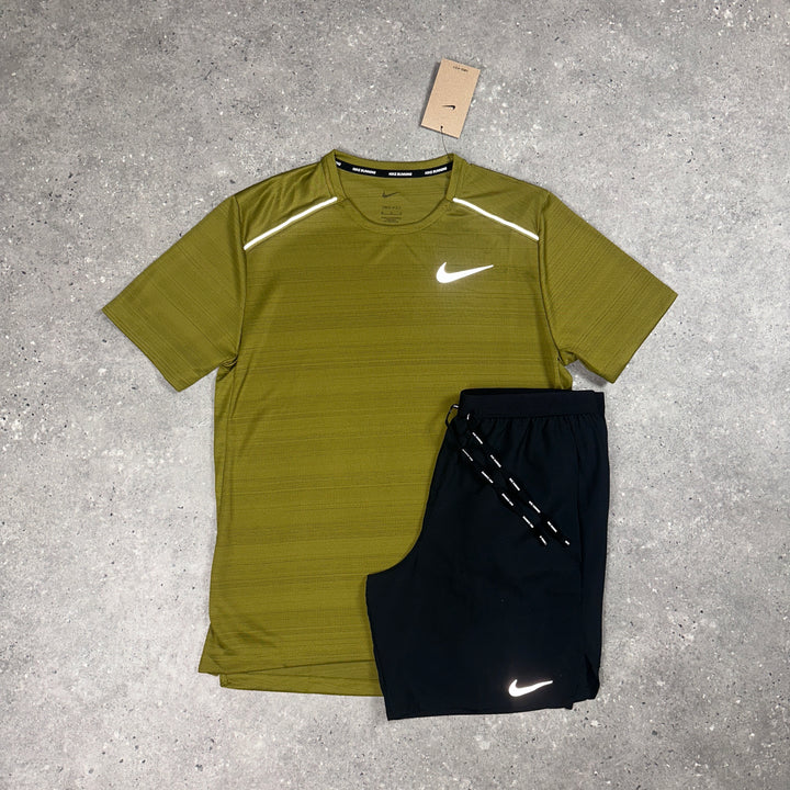 Nike Miler T-Shirt Pacific Moss & Black Nike Flex 7" Shorts Set