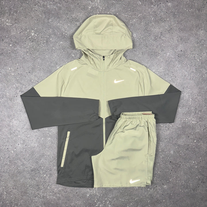 Nike UV Windbreaker & Nike Challenger 7" Short Set Olive