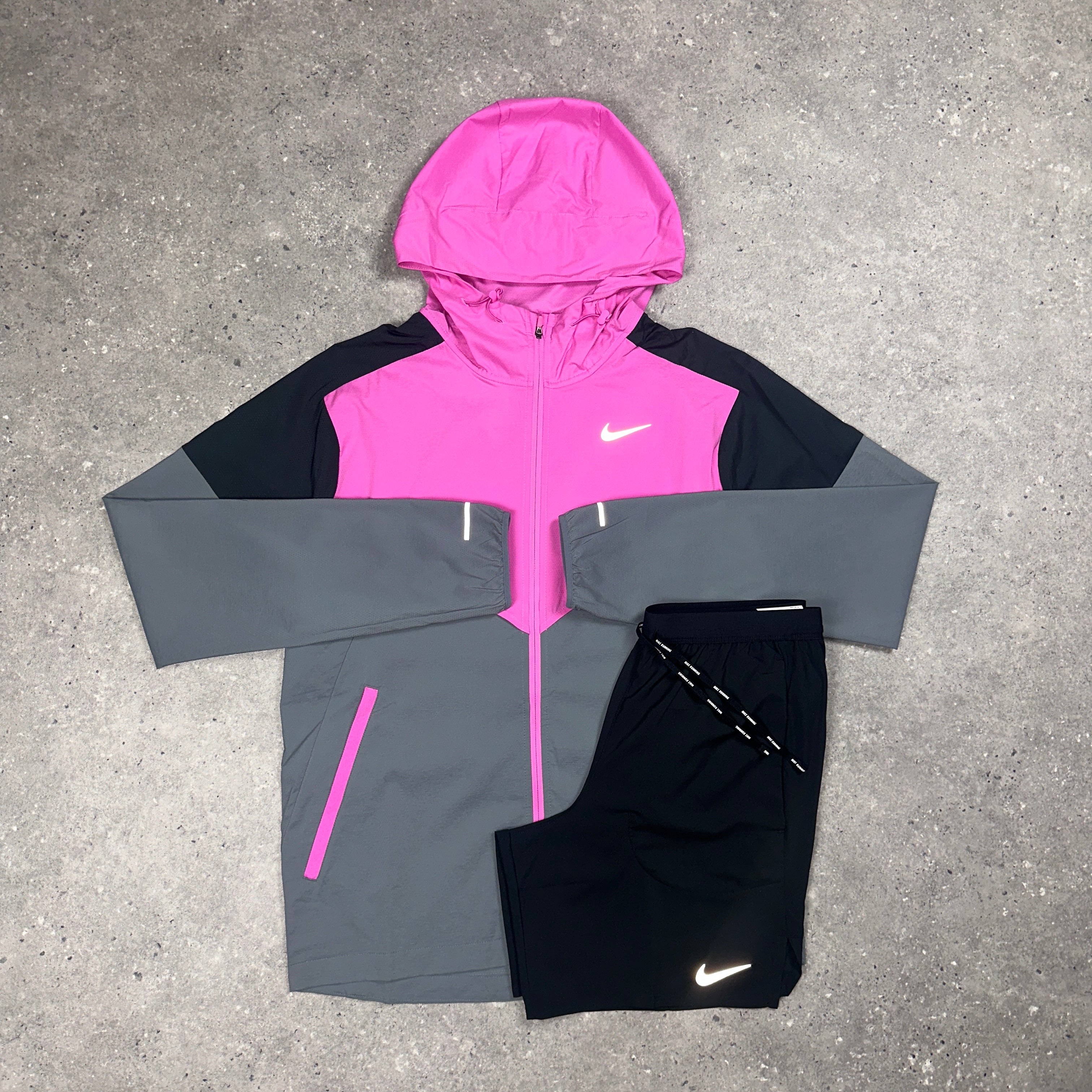 nike flex stride hyper pink