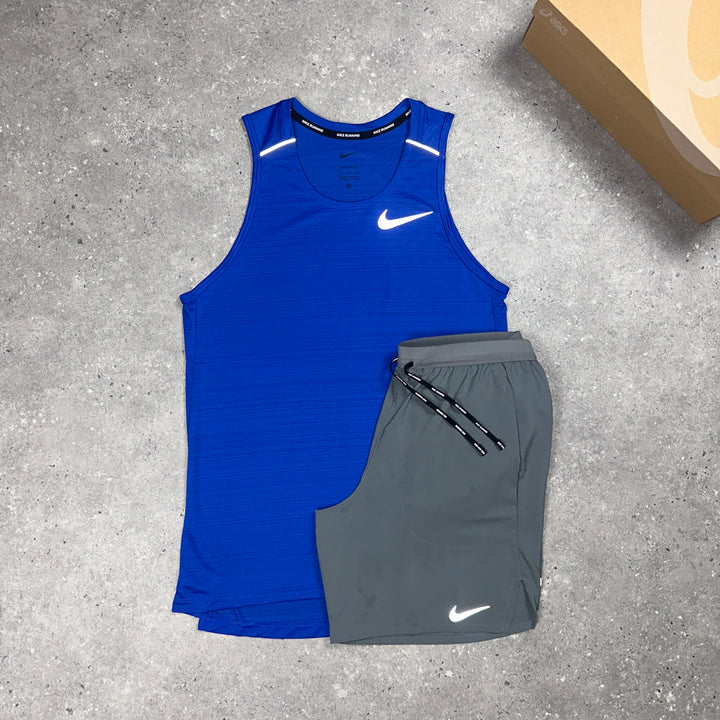 Nike Miler Vest Royal Blue & Nike 7"Flex Stride Shorts Grey Set