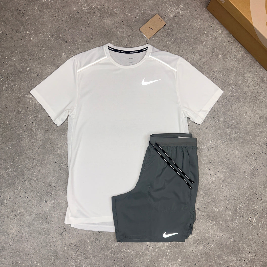 Nike Miler T-Shirt White Nike Flex 7” Shorts Grey Set