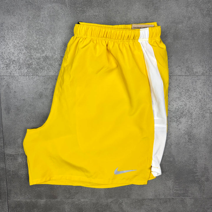 Nike 5" Challenger Shorts Yellow