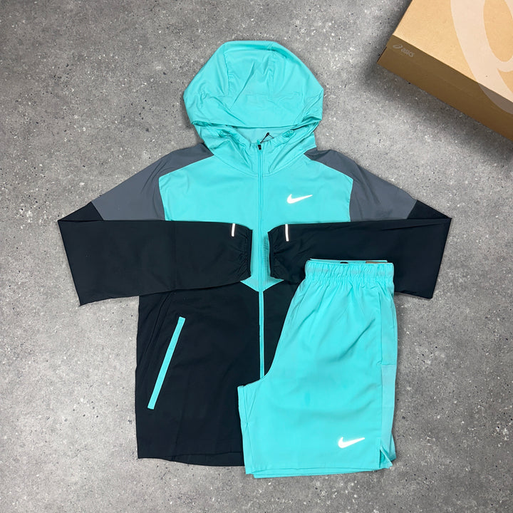 Nike UV Windbreaker Jacket Turquoise