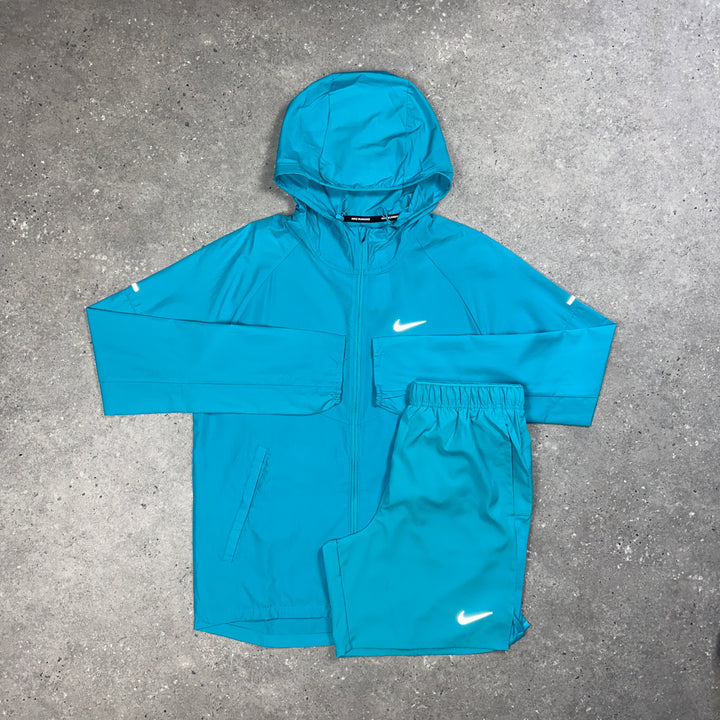 Nike Repel Windbreaker Jacket & Nike Challenger 7” Short Set Aqua